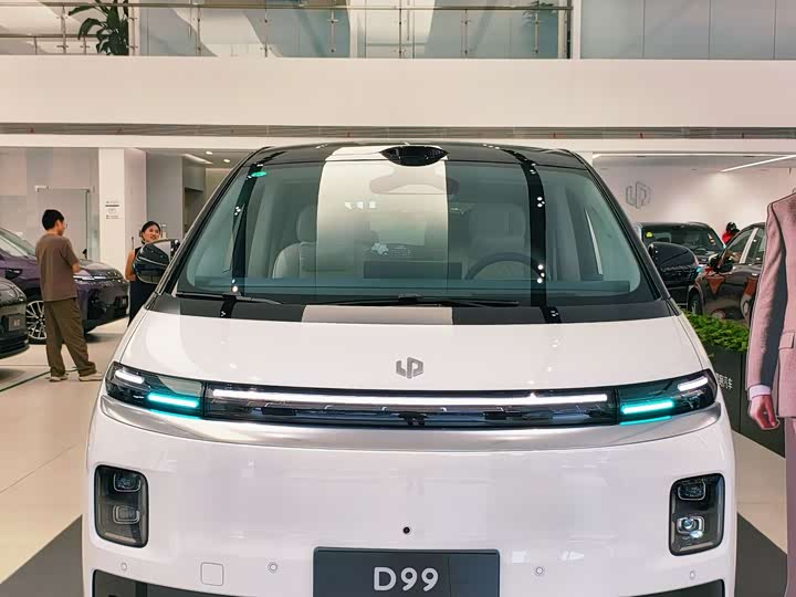 Leapmotor D99 2026 BEV 700 Smart Premium Edition