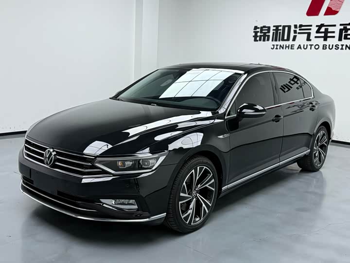 Magotan 2020 330TSI DSG luxury model
