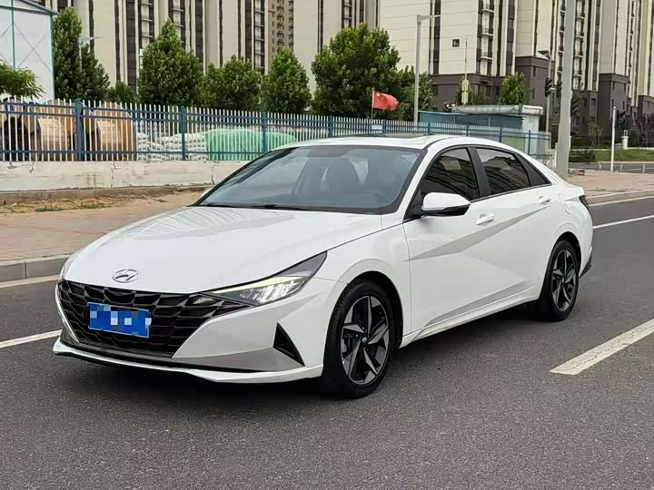 Elantra 2021 1.5L CVT GLS Leading Edition