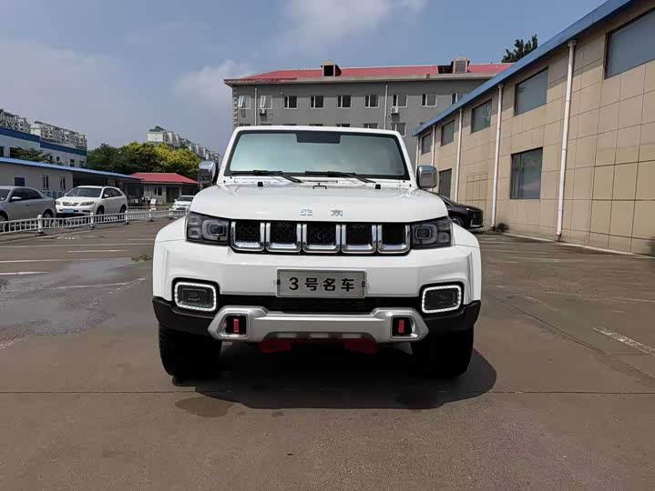 Beijing off-road BJ40 2024 2.0T pays tribute to 2020 Honor Edition