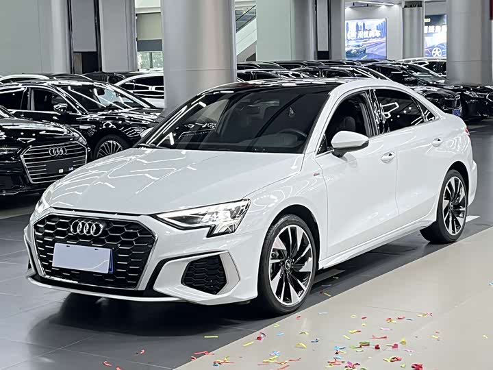 Audi A3 2024 A3L Limousine 35 TFSI Fashionable and Sporty