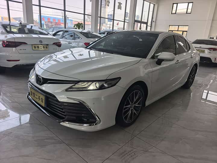 Camry 2023 2.5G Luxury Edition