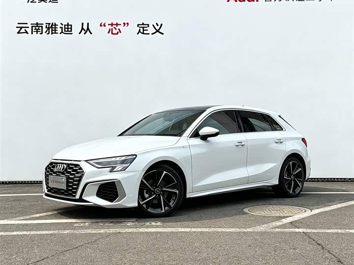 Audi A3 2023 Sportback 35 TFSI stylish and sporty