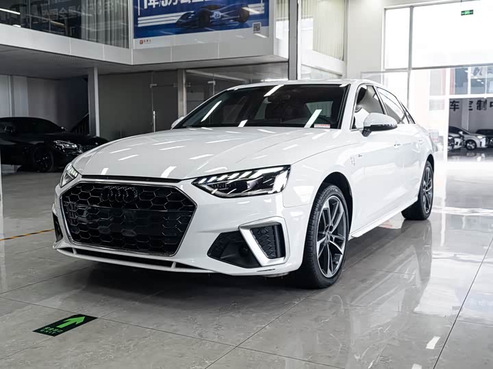 Audi A4L 2024 40 TFSI Fashionable and Dynamic