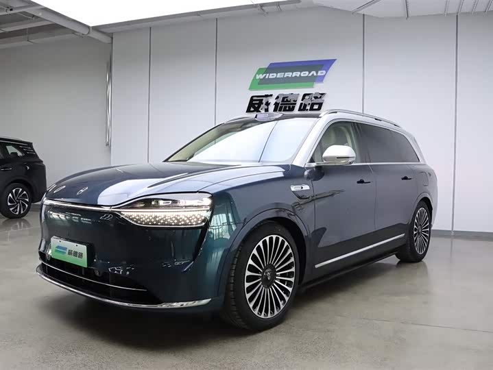 Wenjie M9 2025 extended range Ultra version 52kWh 6-seater version (192-line lidar)