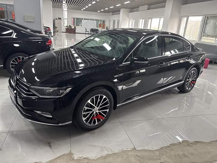 Magotan 2026 300TSI Exclusive Edition