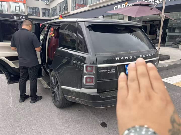 Range Rover 2017 3.0 SC V6 Vogue Extended Edition