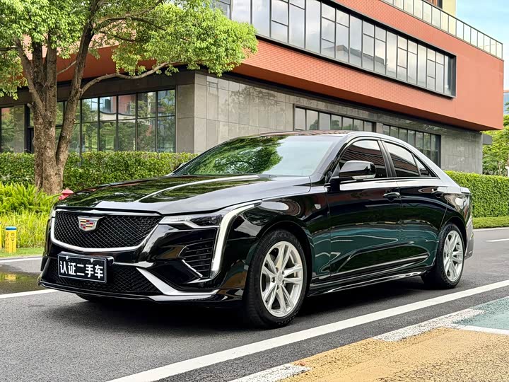 Cadillac CT4 2022 28T Fashion Model