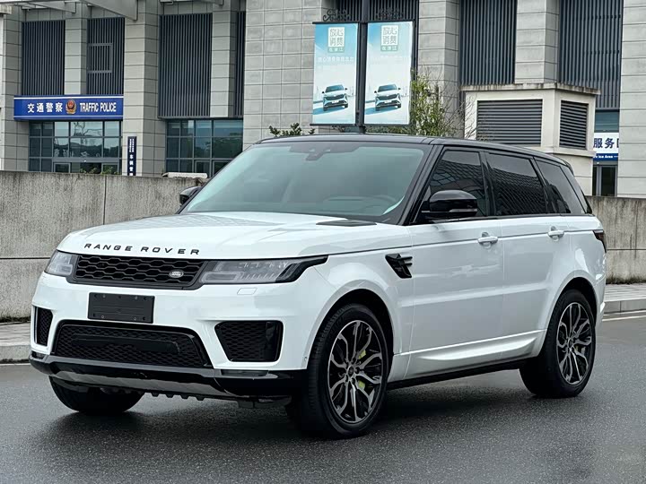 Range Rover Sport 2022 3.0 L6 Black Edition