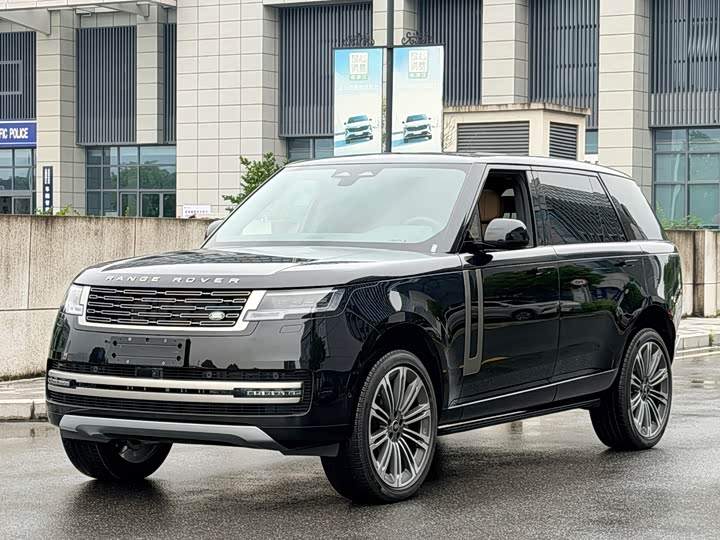 Range Rover 2025 3.0 L6 400PS Extended Edition