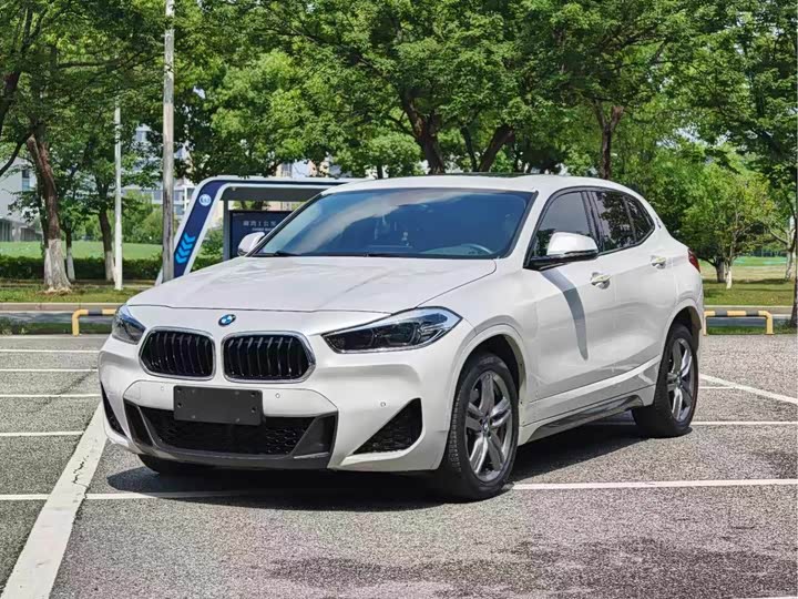 BMW X2 2021 sDrive25i leading M sports package