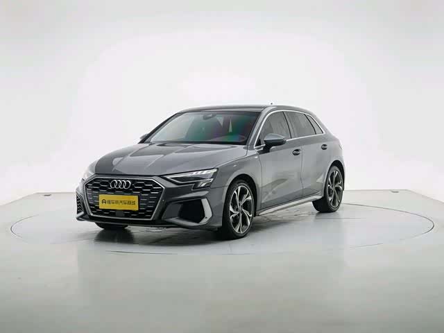 Audi A3 2021 Sportback 35 TFSI stylish and sporty