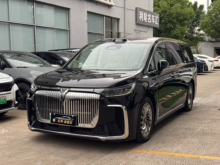 VOYAH Dream 2025 PHEV 4WD Flagship Qiankun Edition