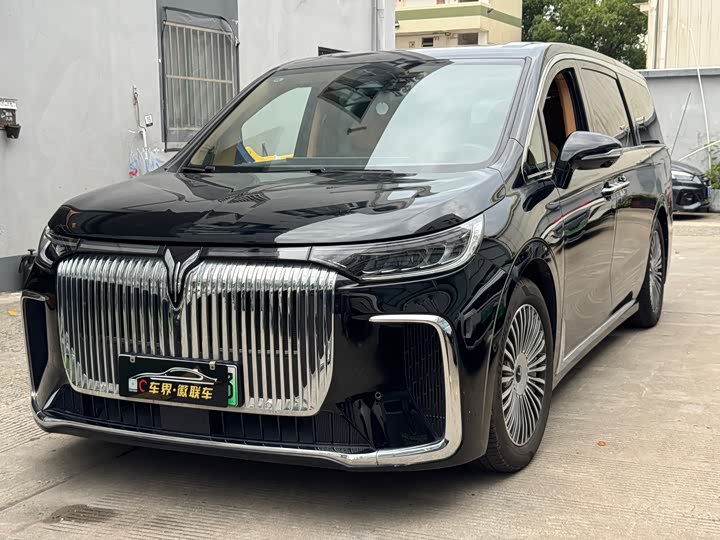 Lantu Dreamer 2025 PHEV four-wheel drive flagship Kunpeng version