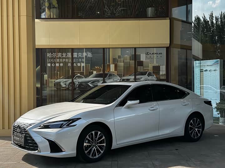 Lexus ES 2025 200 Premium Edition