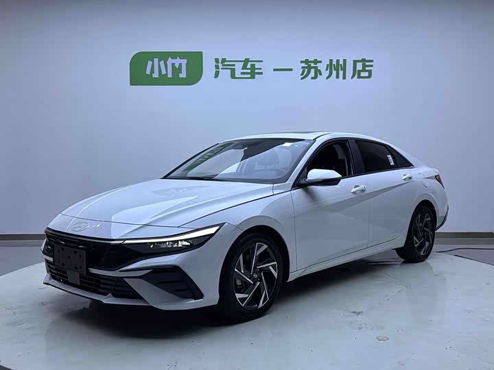 Elantra 2023 1.5L CVT LUX