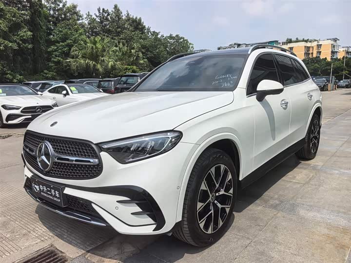 Mercedes-Benz GLC 260 L 4MATIC Luxury 5-Seater