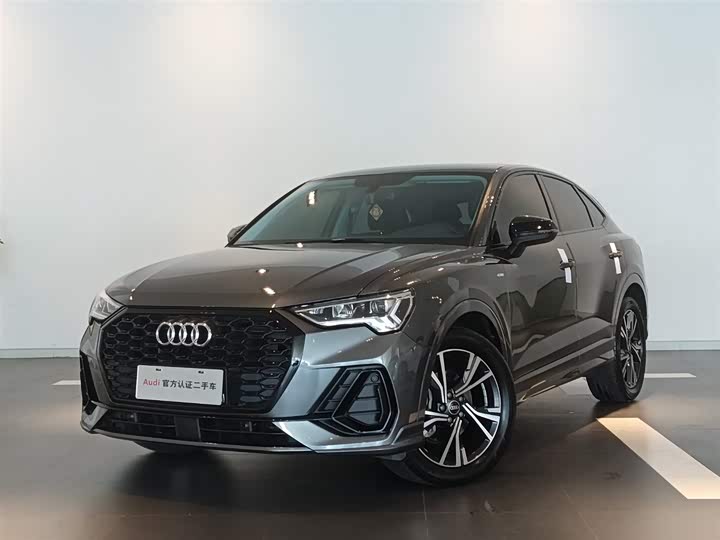 Audi Q3 Sportback 2023 40 TFSI Fashion Model