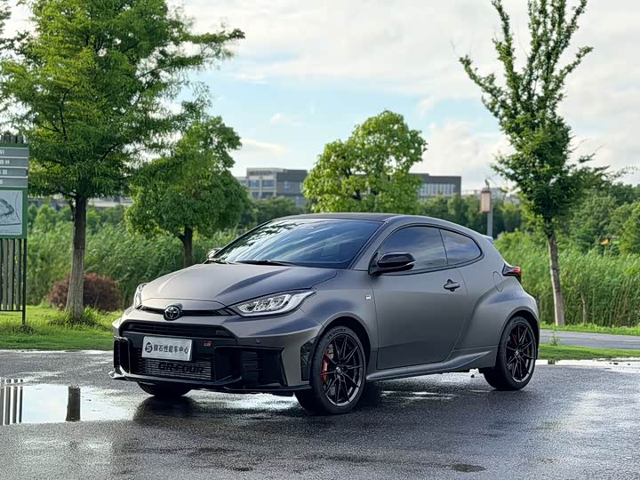 GR YARIS 2025 GR evolution version