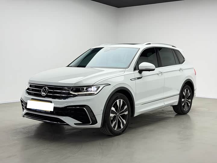 Tiguan L 2023 330TSI automatic two-wheel drive R-Line version