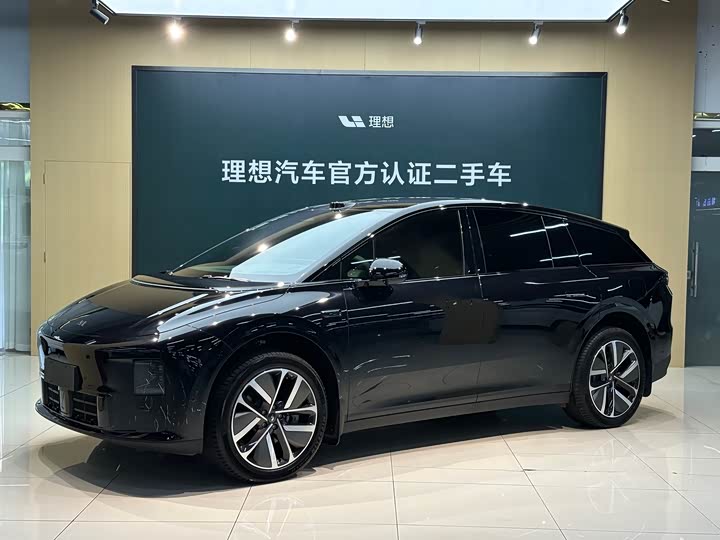 Ideal i6 2025 four-wheel drive standard version