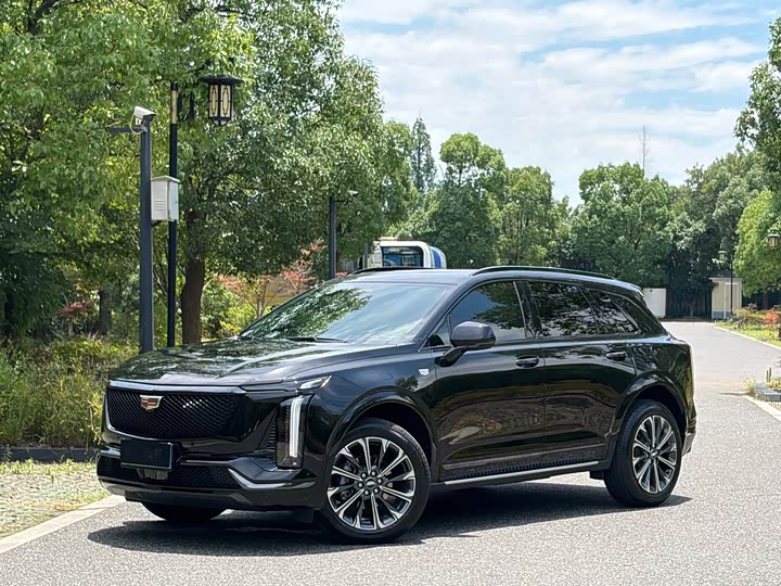 Cadillac XT5 2025 2.0T luxury model