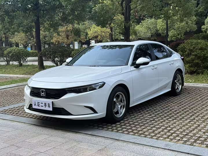 Stylish 2023 model 240TURBO CVT Magic Night Technology Edition