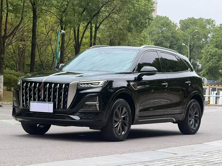 Hongqi HS5 2023 2.0T four-wheel drive Qixiang Pro version
