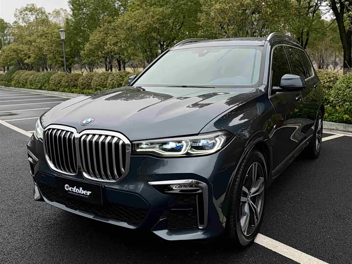BMW X7 2021 xDrive40i Exclusive M Sports Package