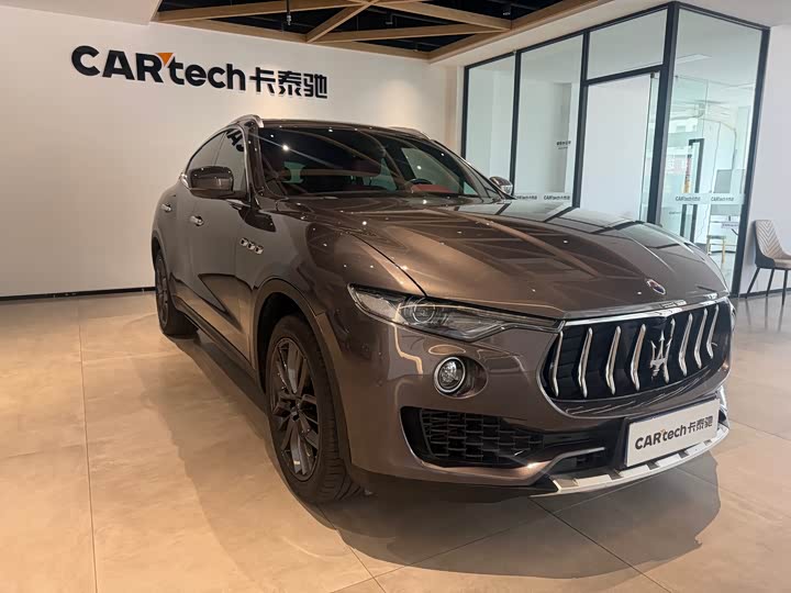 Levante 2019 3.0T Standard Edition National VI