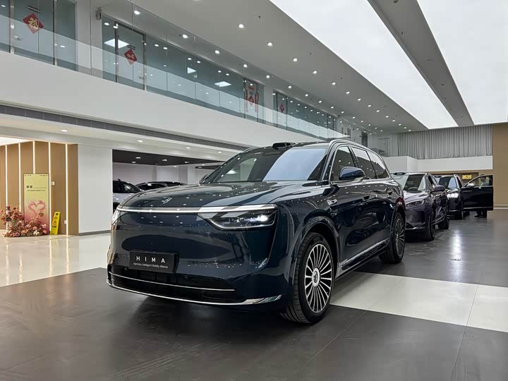 Wenjie M8 2025 extended range Ultra version 53.4kWh 5-seater version (192-line lidar)