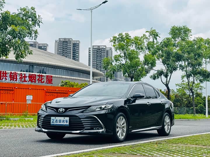 Camry 2023 2.0G Deluxe Edition