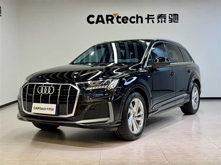 Audi Q7 2023 45 TFSI quattro S line sports