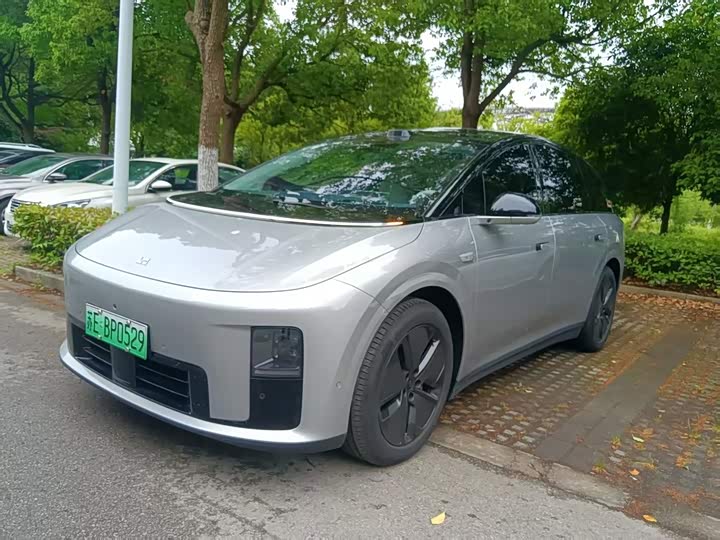 Ideal i8 2025 Standard Edition