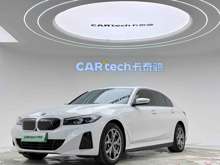 BMW i3 2024 eDrive 40L Night Package