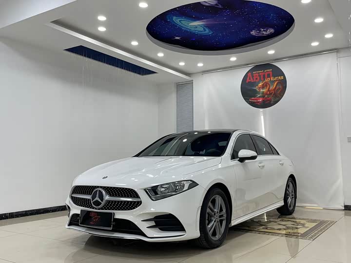 Mercedes-Benz A-Class 2022 facelift A 180 L sports sedan
