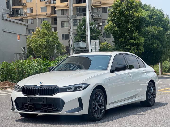 BMW 3 Series 2025 330Li M Sports Night Package