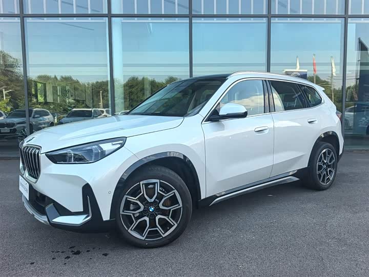 BMW X1 2023 sDrive25Li X design package