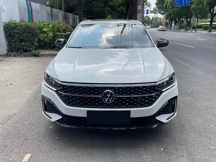 Lavida 2024 300TSI DSG Starry Sky Leading Edition