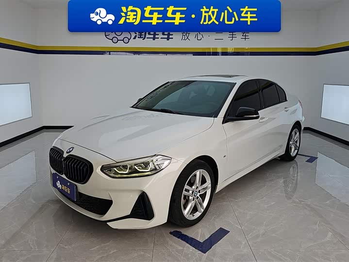 BMW 1 Series 2022 120i M Sports Night Edition