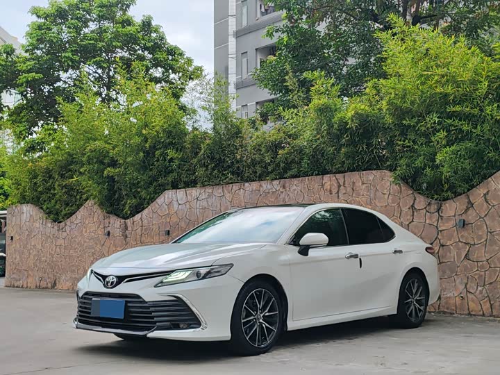 Camry 2021 2.5G Deluxe Edition