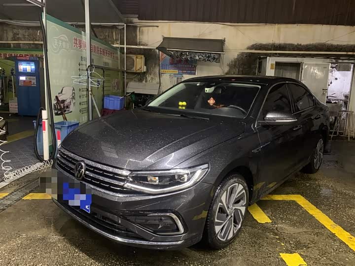 Bora 2023 280TSI DSG Premium Edition