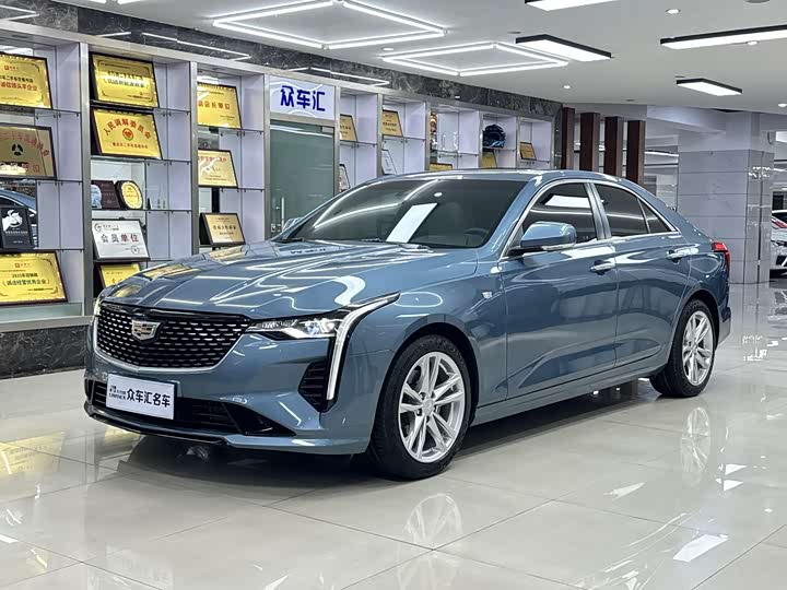 Cadillac CT4 2023 25T Fashion Model