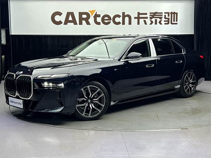 BMW 7 Series 2023 735Li M Sports Package