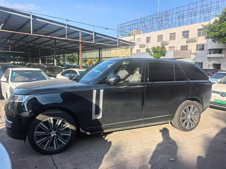 Range Rover 2025 3.0 L6 400PS Genesis Extended Edition