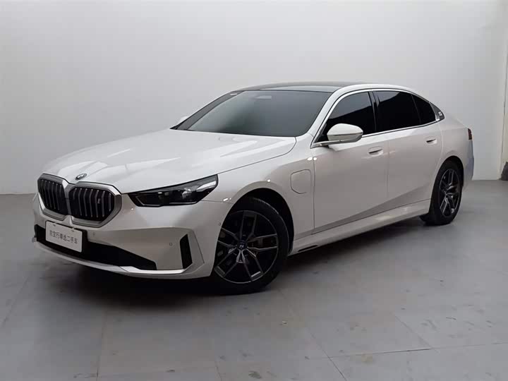 BMW i5 2024 eDrive 35L Luxury Package