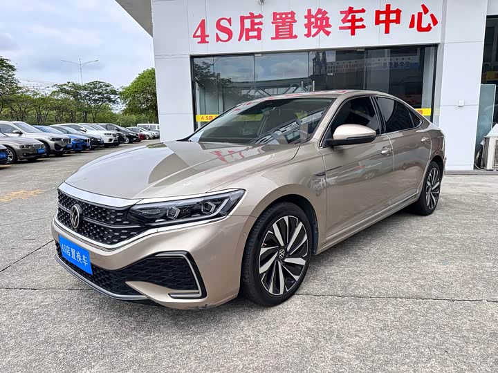 Passat 2023 330TSI Luxury Edition