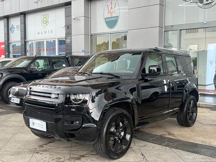 Land Rover Defender 2025 3.0T Automatic