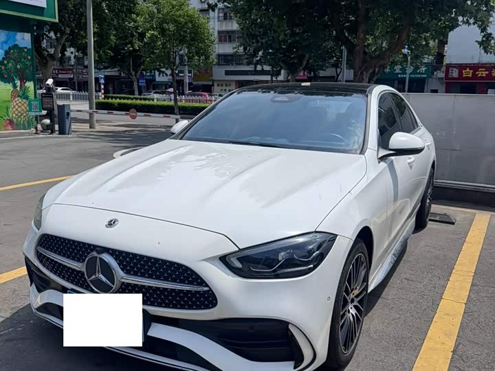 Mercedes-Benz C-Class 2024 facelift three C 260 L sports version