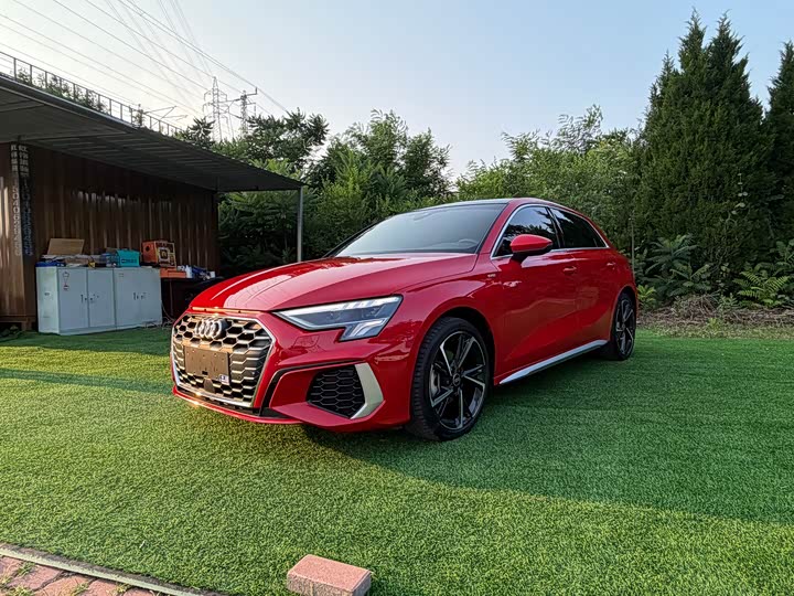 Audi A3 2022 Sportback 35 TFSI stylish and sporty